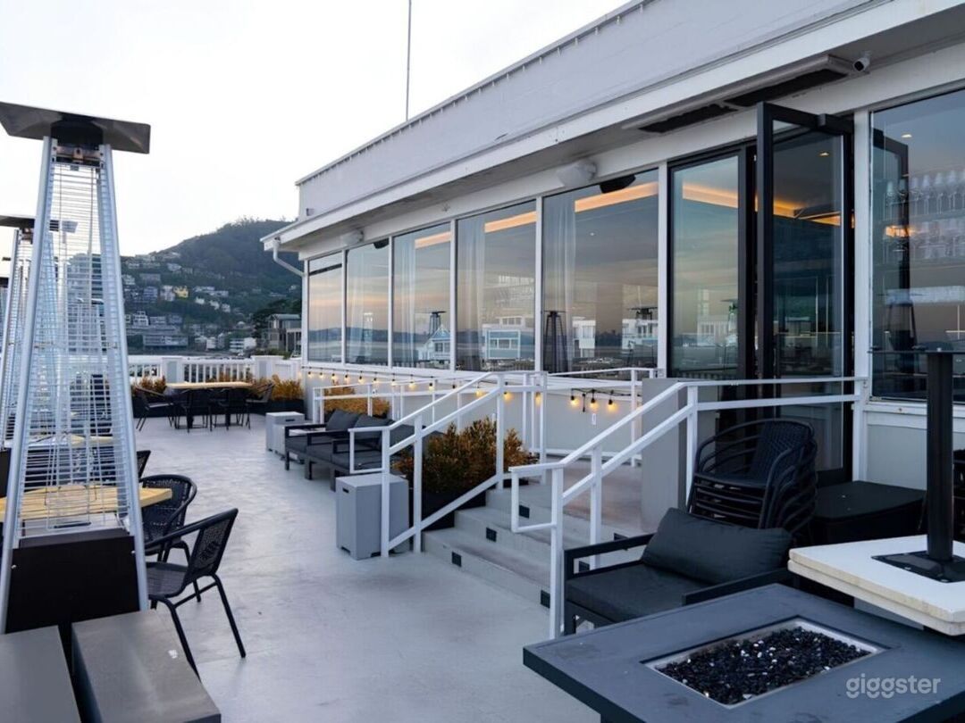 Ambient Outdoor Dining Space with Great Views Photo 1