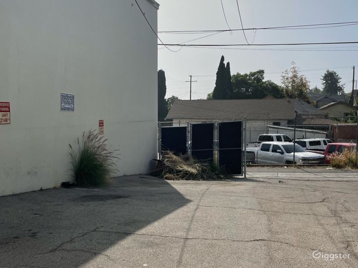 Hidden Gourmet Grocery Store in Echo Park Rent this location on Giggster