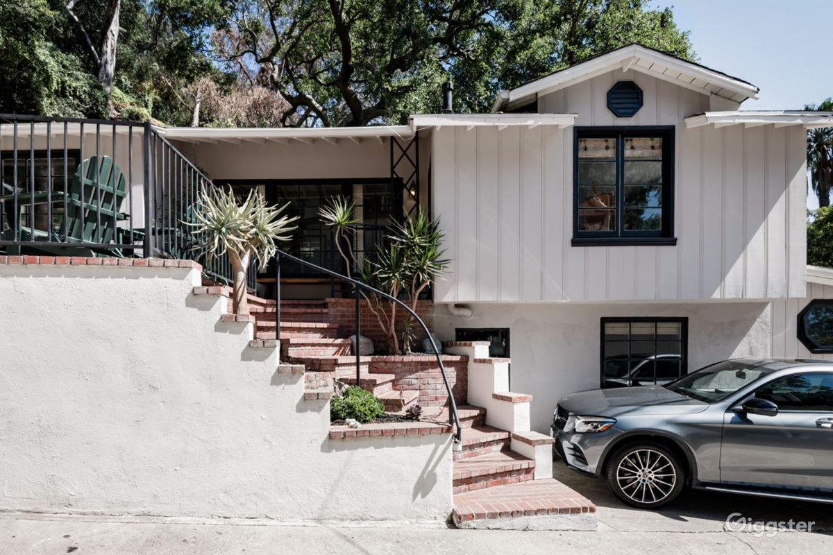 Laurel Canyon Mid Century Cabin + Farmstead Rent this location on