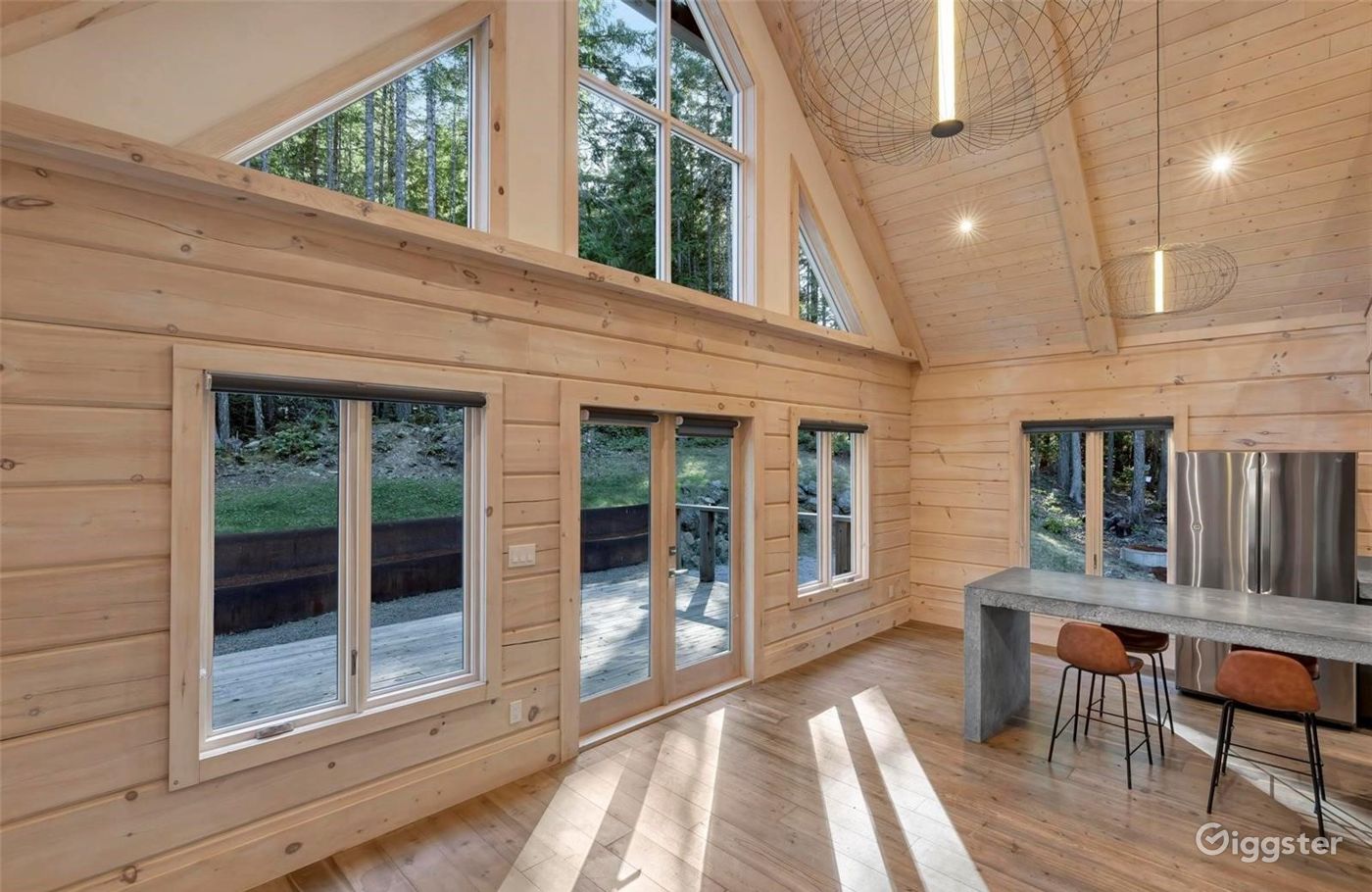 Modern, ecobuilt Shawnigan Lake Cabin Rent this location on Giggster