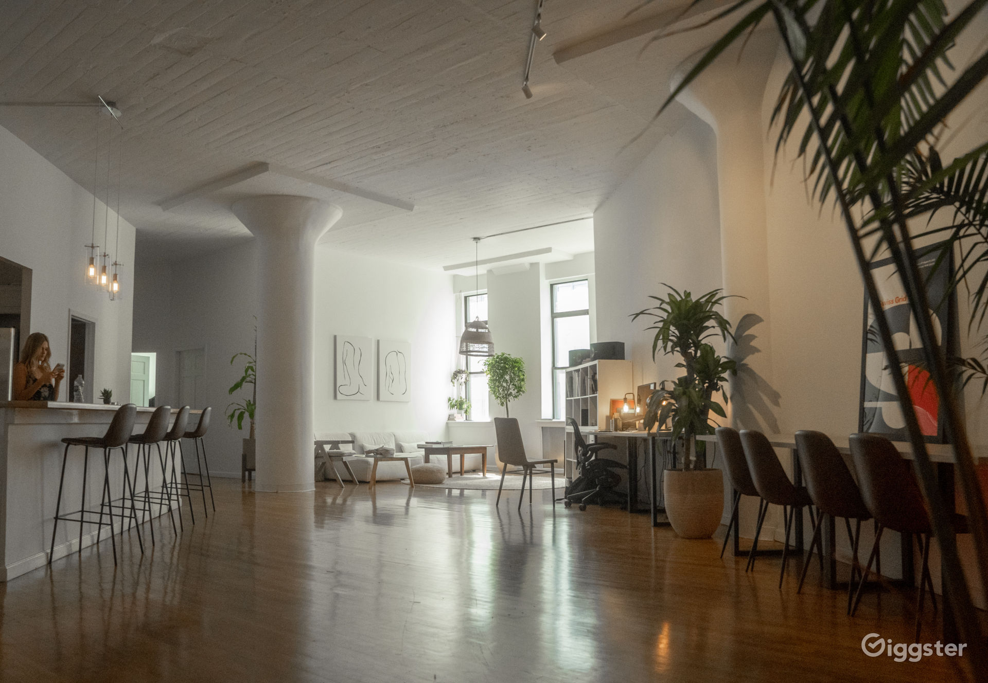 Soho Artist Loft - High Ceilings - 1800 SQFT | Rent this location on