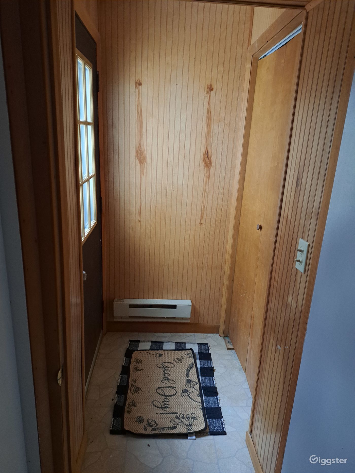 Lake view home in the Poconos Rent this location on Giggster