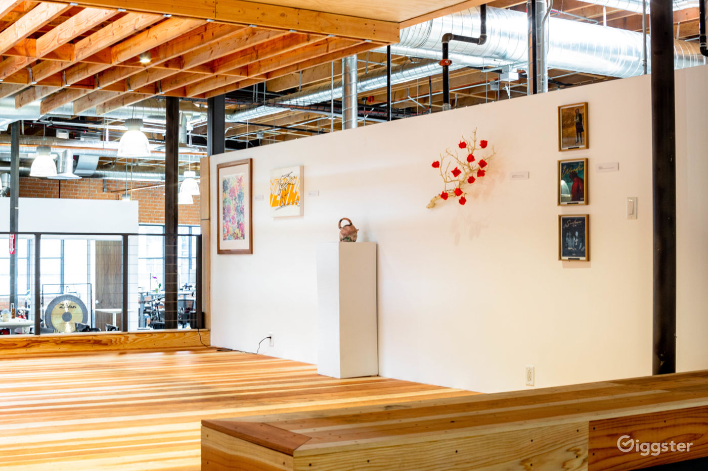 Digital Media Office Space Rent this location on Giggster