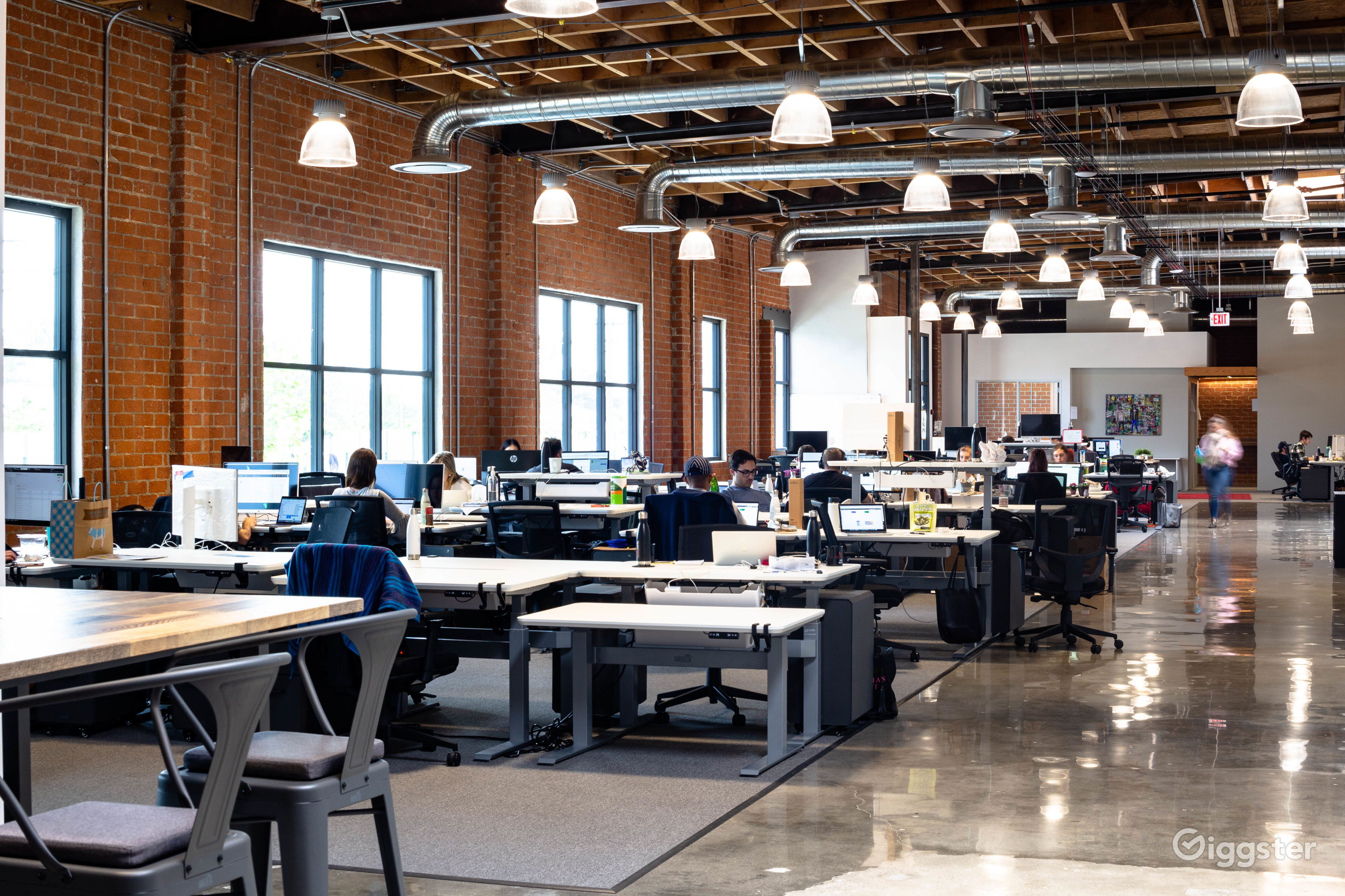 Digital Media Office Space Rent this location on Giggster