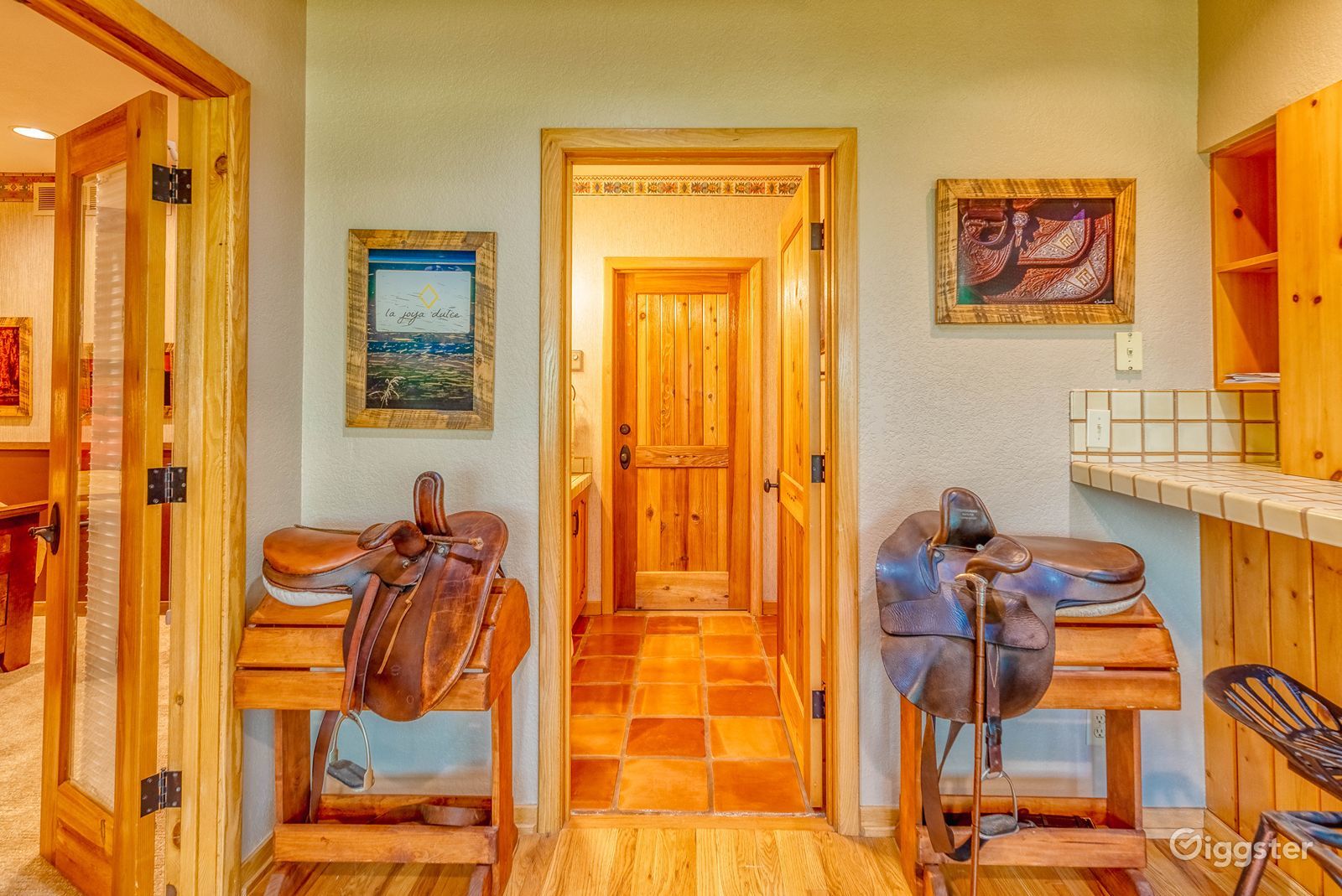 Large Ranch Home with Stunning Views Rent this location on Giggster