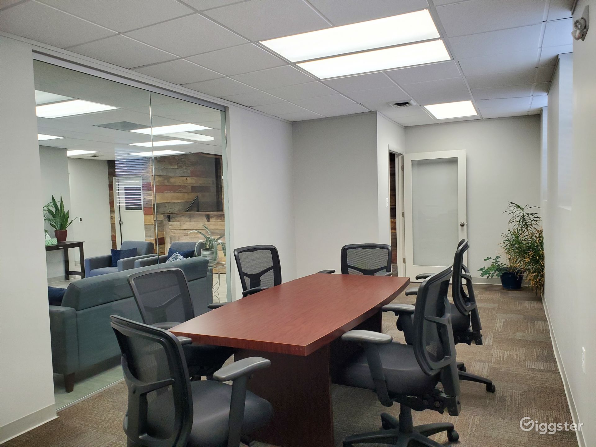 Rent this location on Giggster