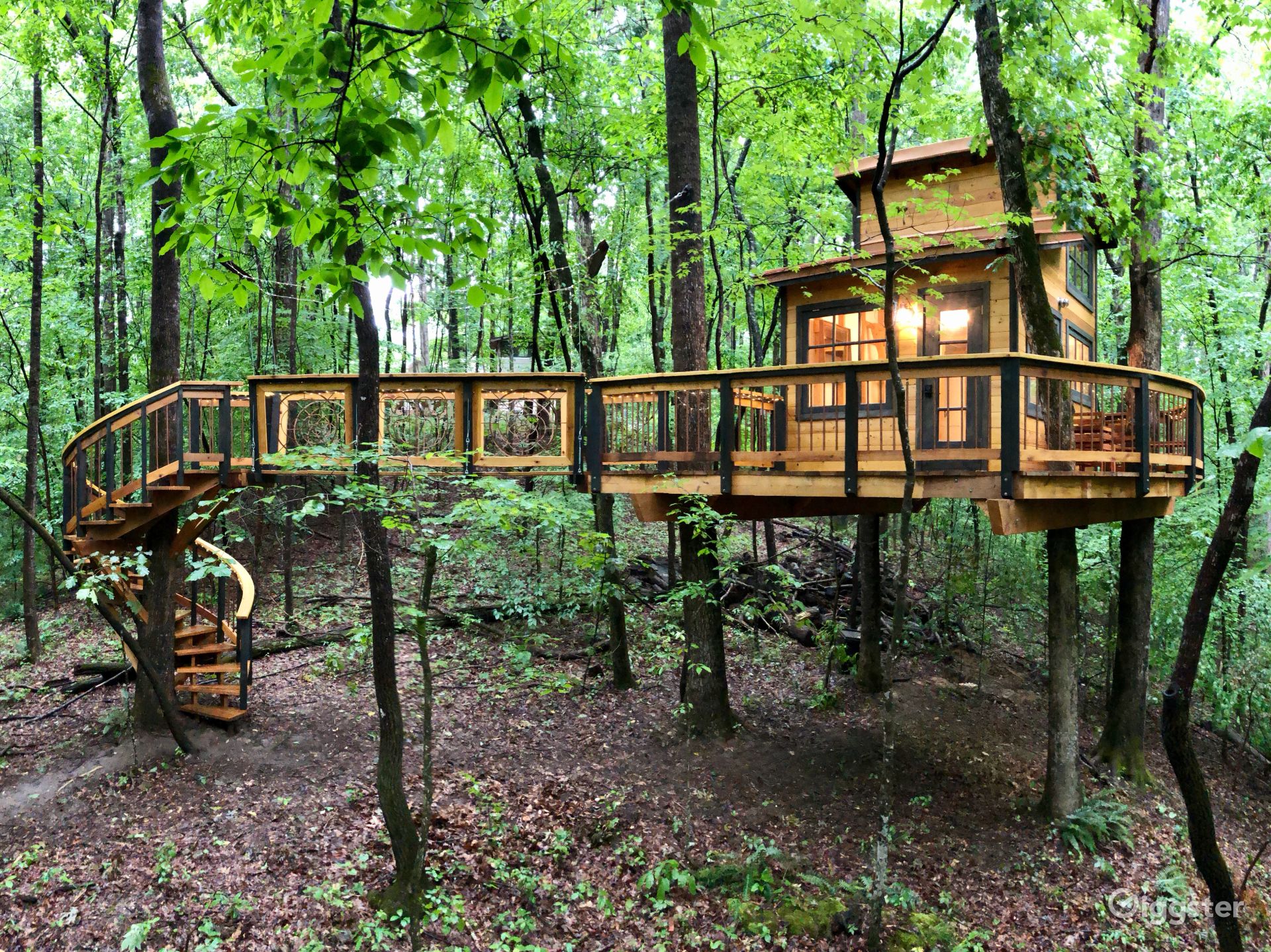 Rustic Tiny Home Treehouse Hidden in Forest Rent this location on