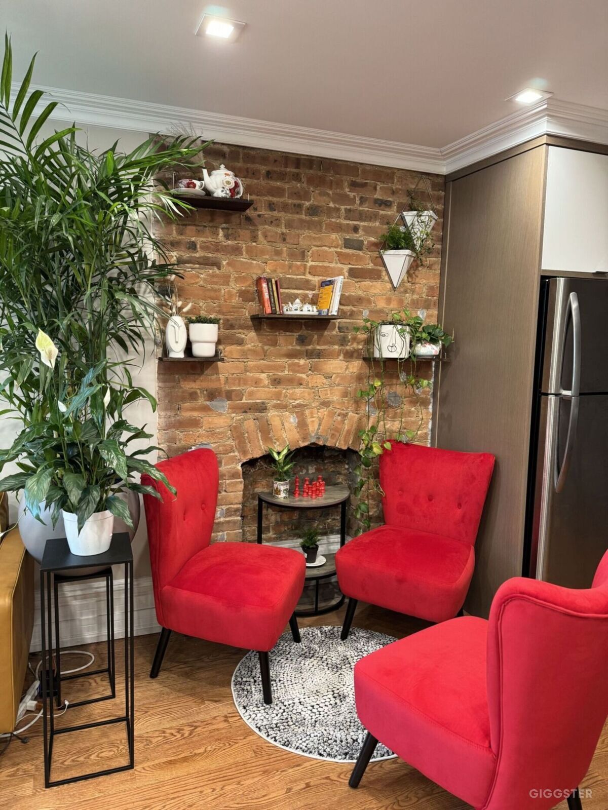 Event Space with Modern Outdoor Garden Rent this location on Giggster