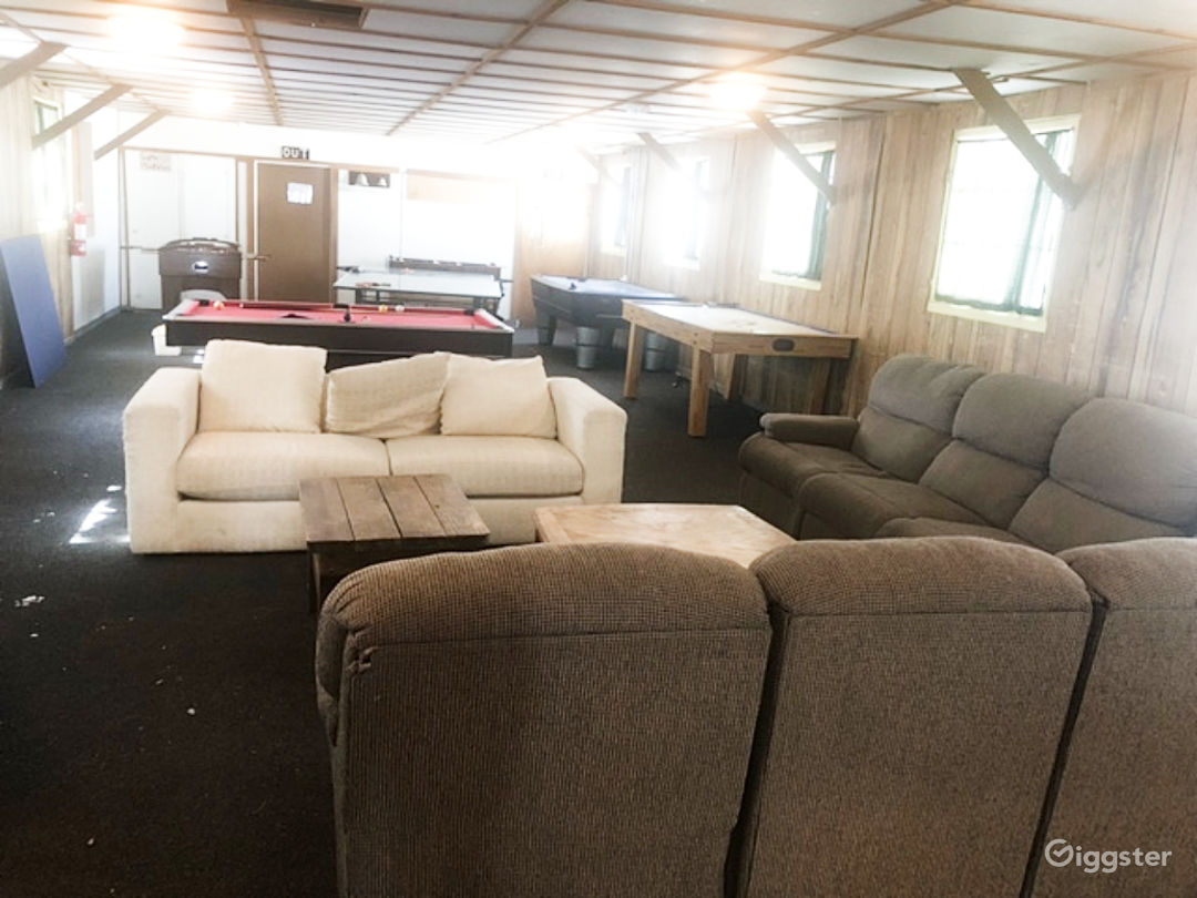 Rustic Activity Center Photo 3
