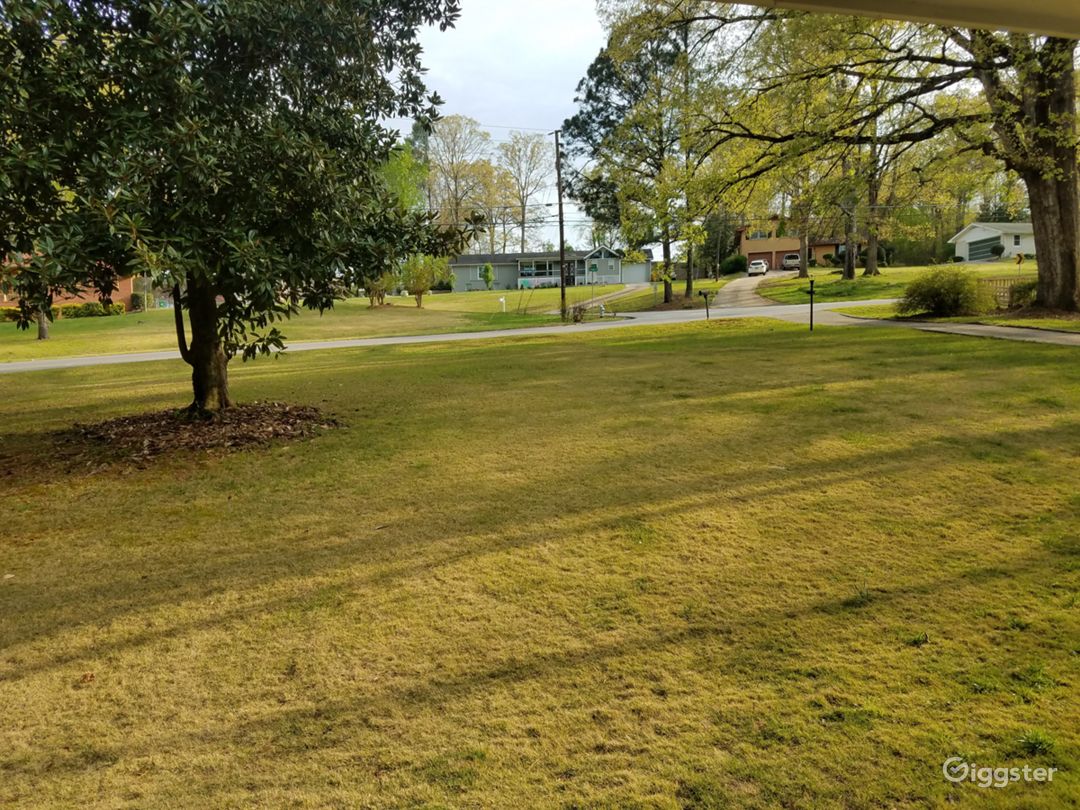 Lush Green Outdoor Space Atlanta Rental