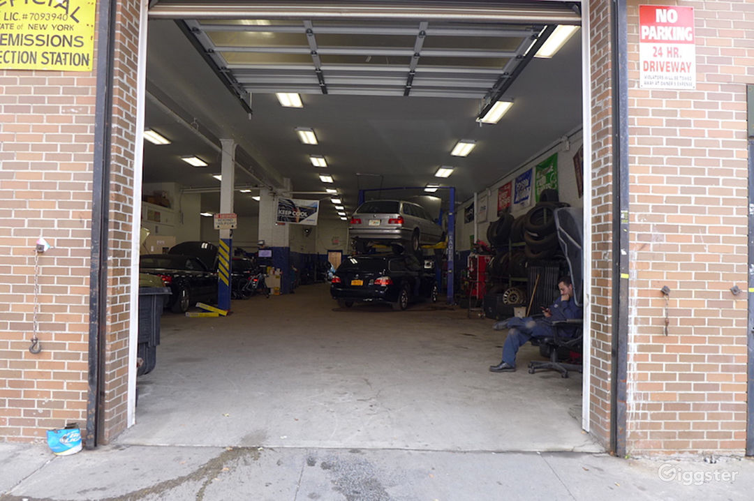 Brooklyn Auto Repair Garage Rent this location on Giggster