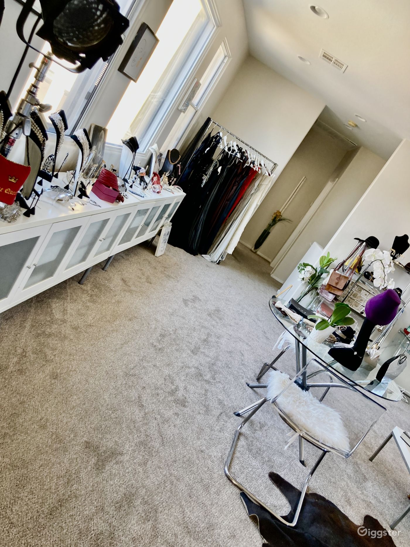 Modern Serenity House Rent this location on Giggster