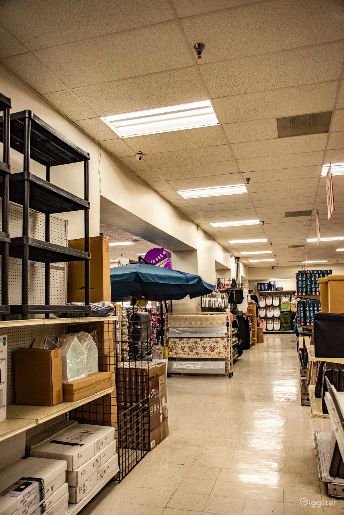 Large Discount Store In Compton Rent This Location On Giggster