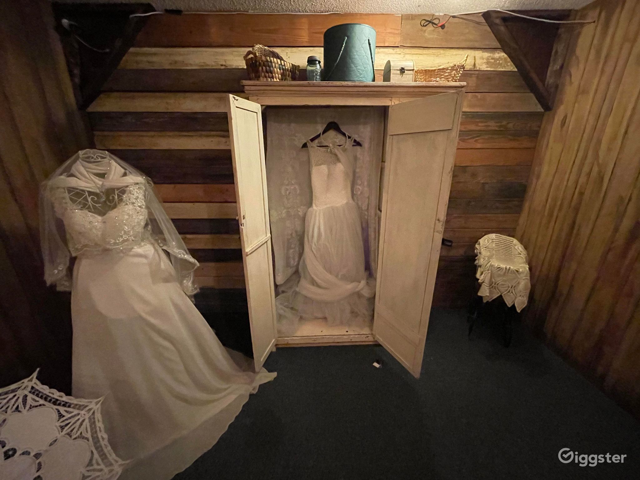 Attic Escape Room | Rent this location on Giggster