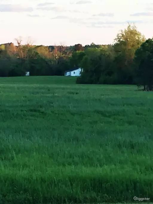 Large Outdoor Grassland Rent this location on Giggster