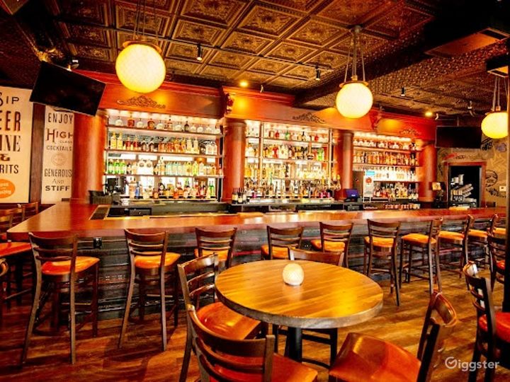 Stylish Chic Bar & Pizza Parlour Rent this location on Giggster