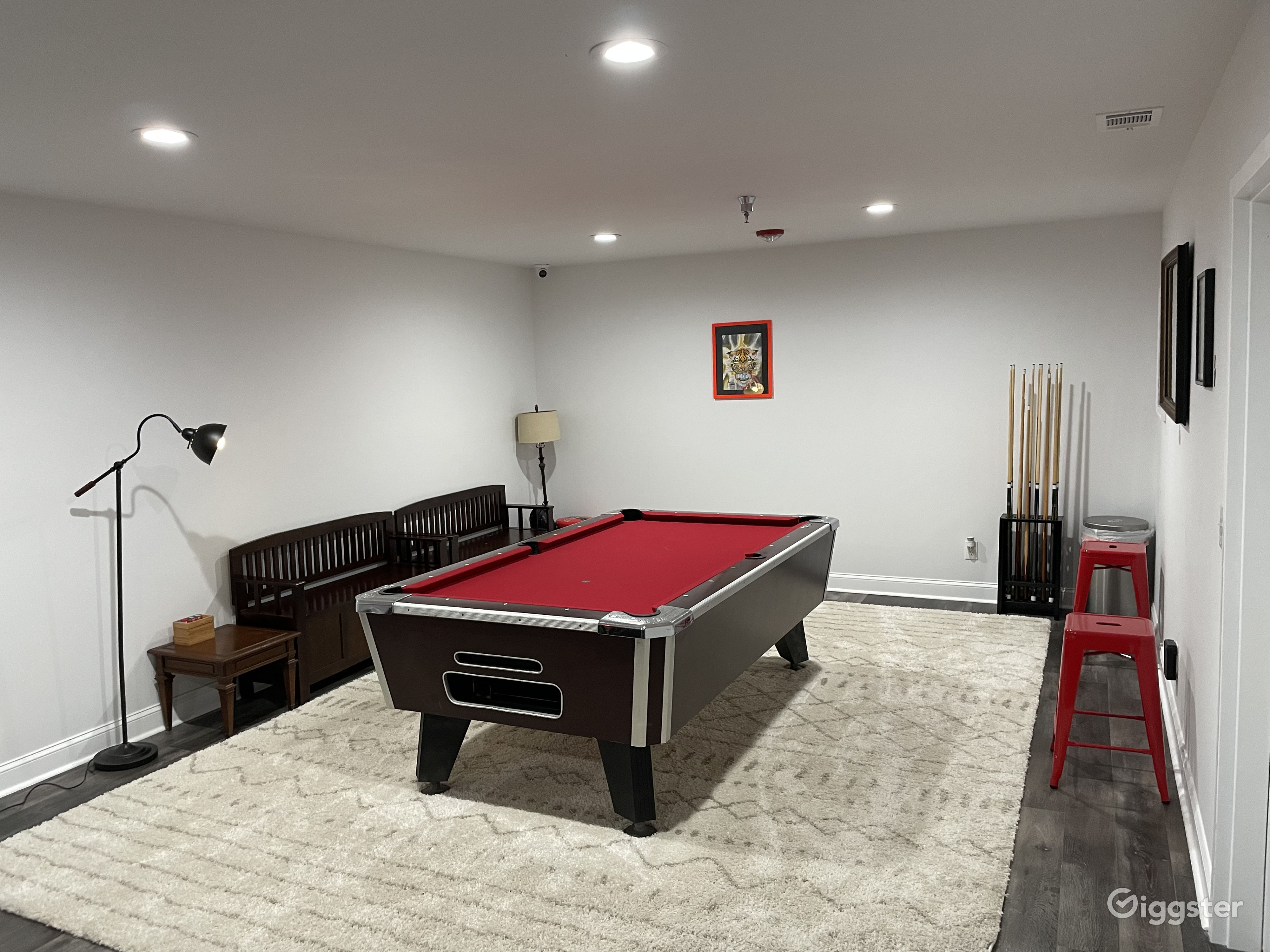 Vintage Video Arcade Game Room Rent this location on Giggster