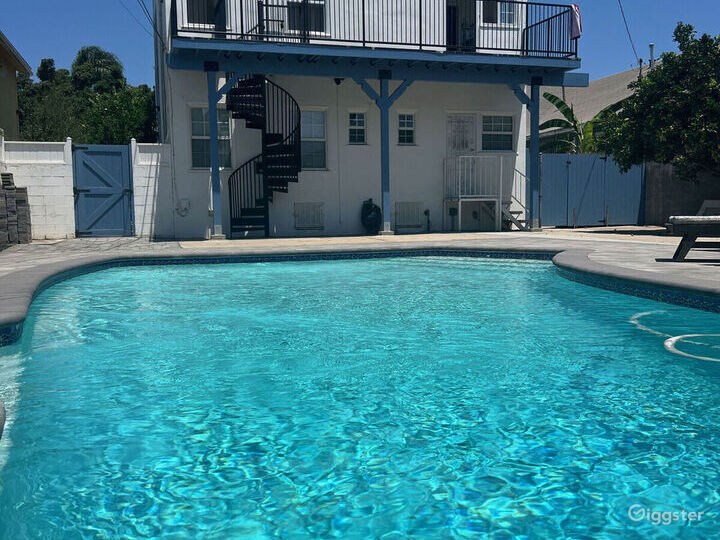 Mid City Apartment with lots of windows Rent this location on Giggster