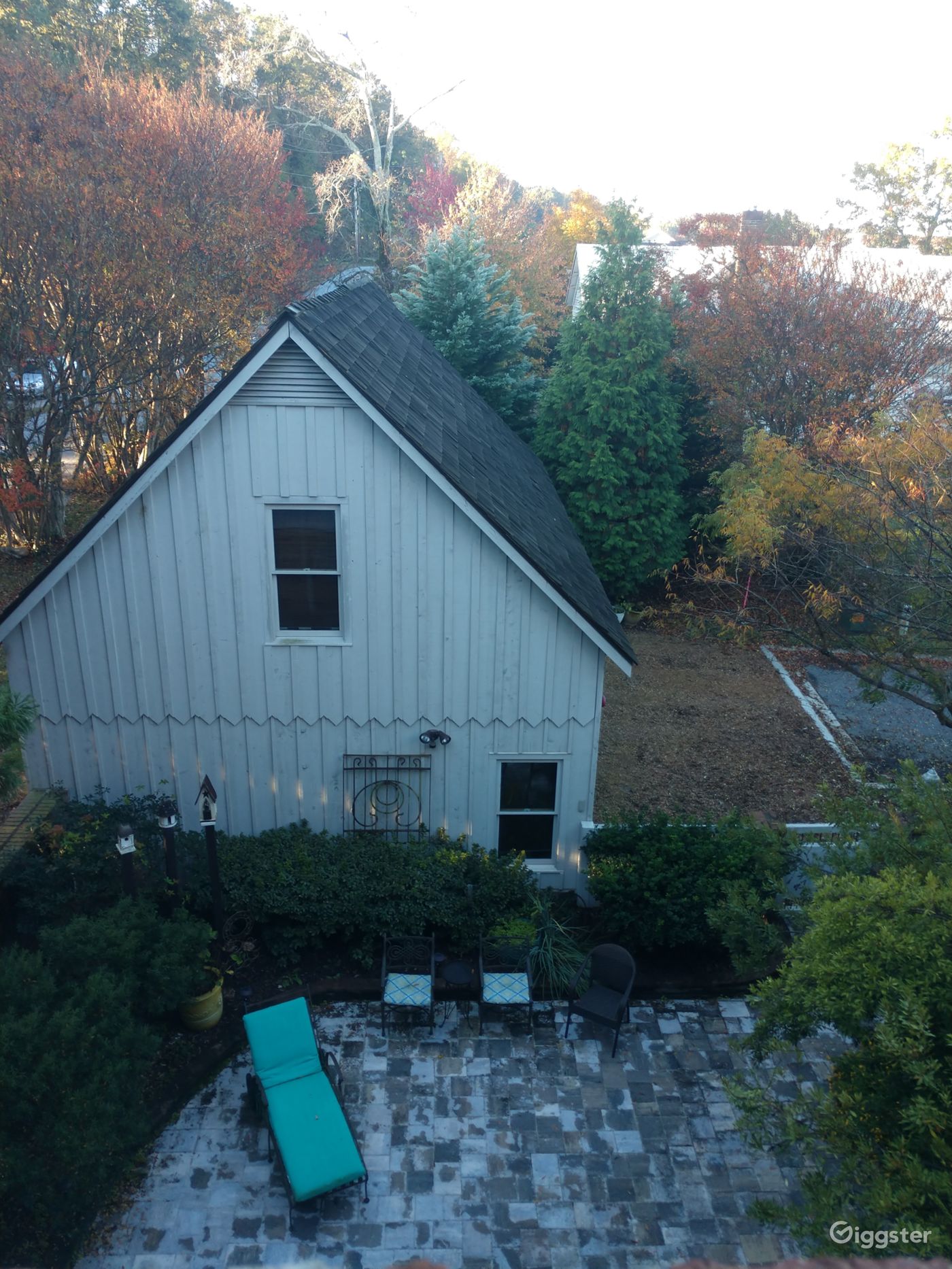 Historic House near Amtrak Rent this location on Giggster