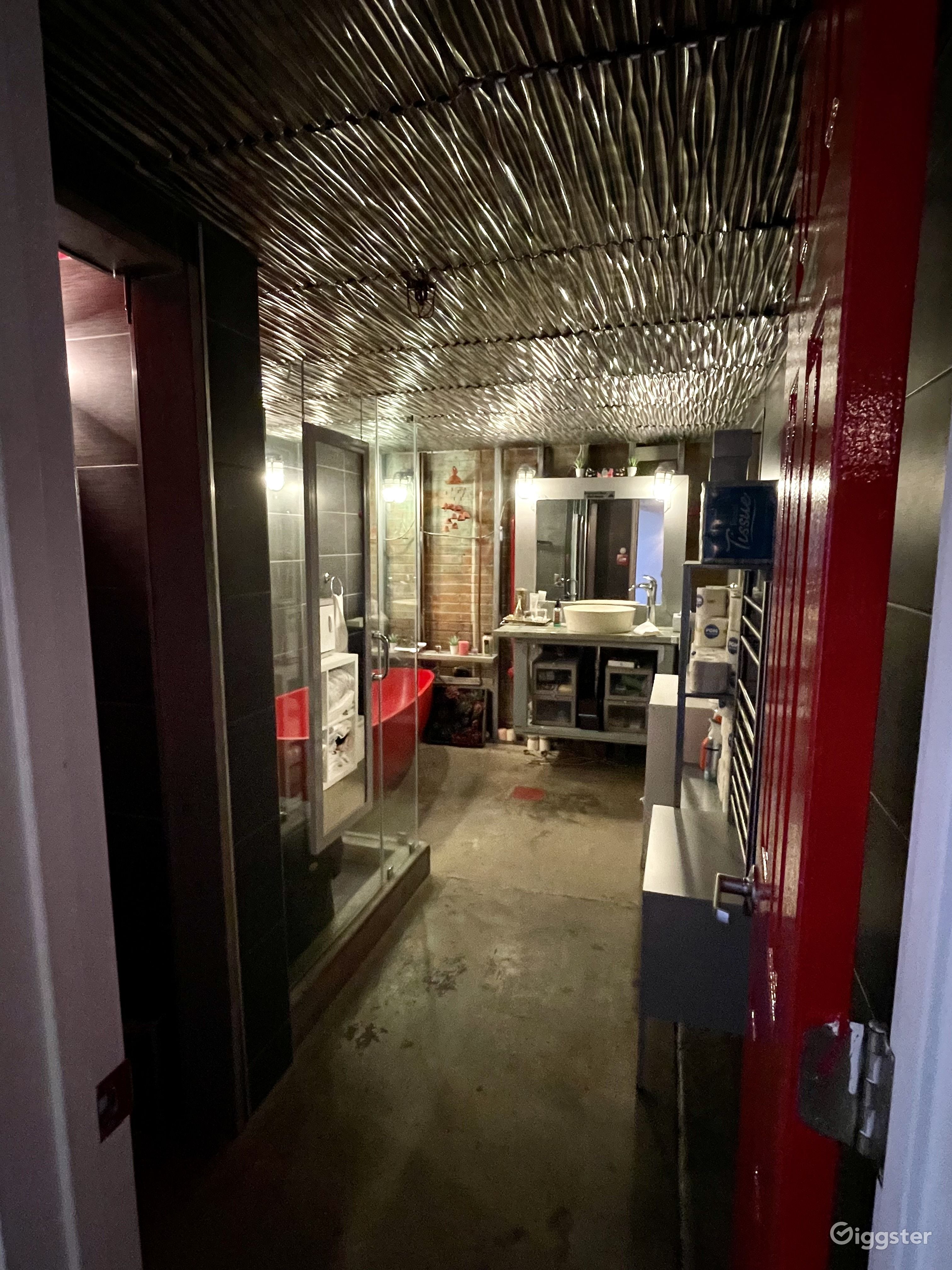 Storefront Loft in Deep Ellum Rent this location on Giggster