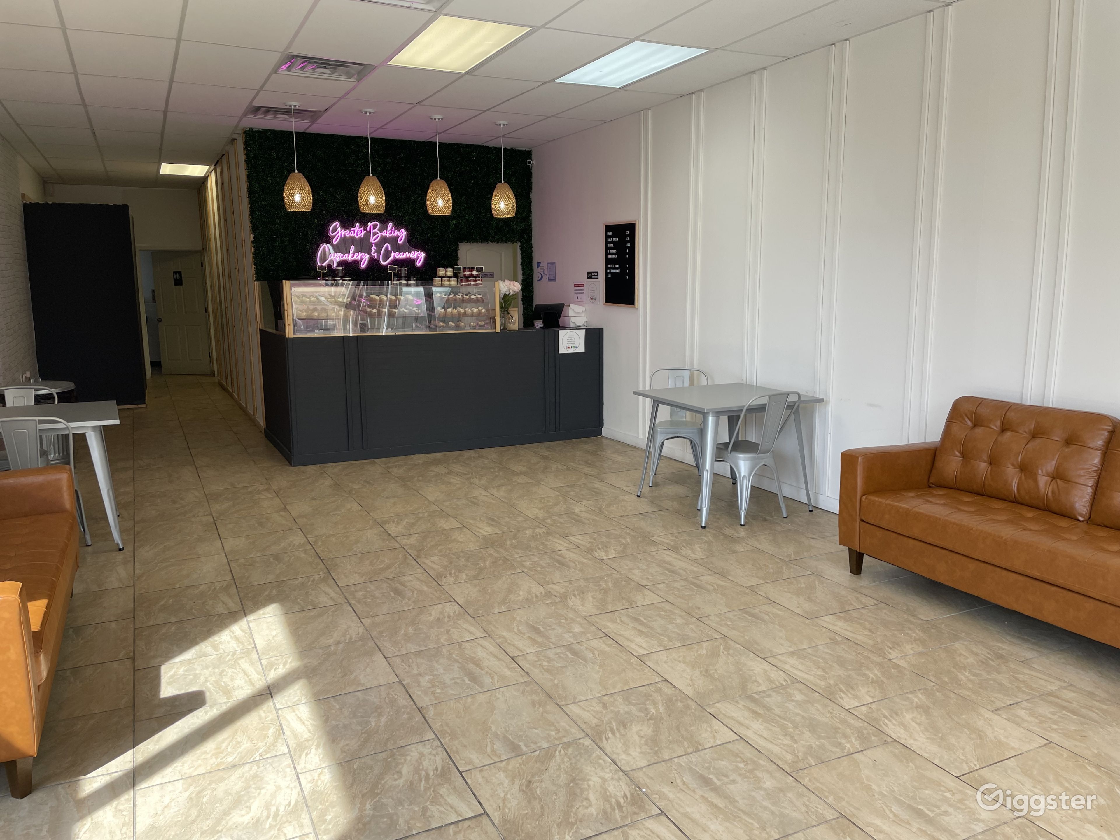 Open Concept Bakery in South Shore Rent this location on Giggster