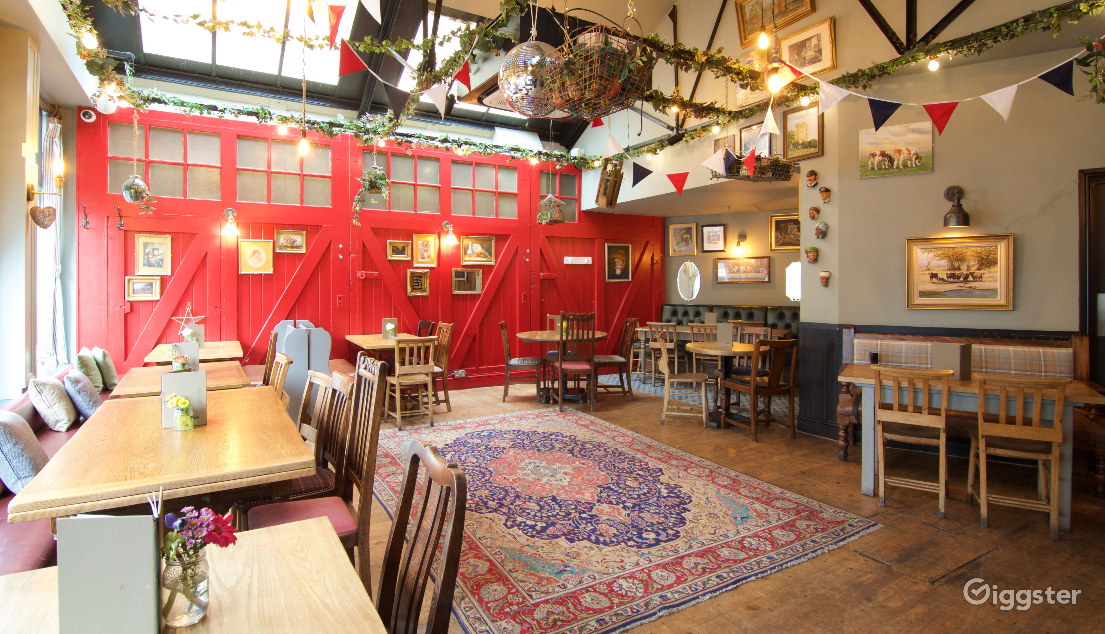 Pub with stunning views of Wandsworth Common Rent this