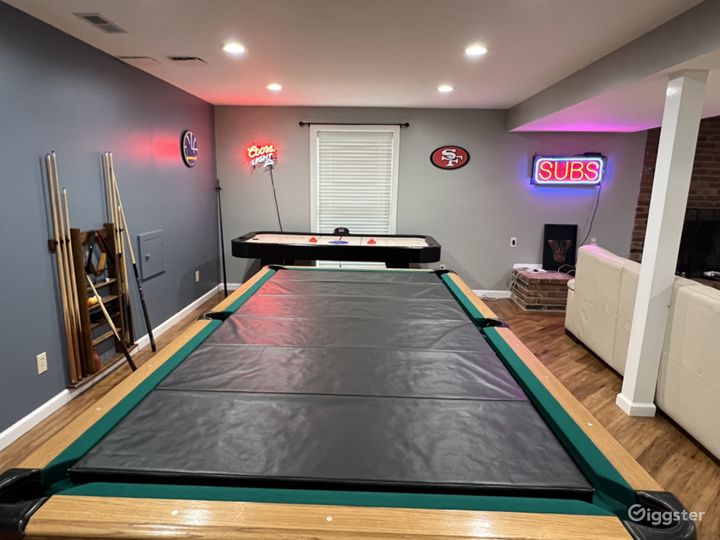 Peaceful Large Home with Gameroom Basement Rent this location on Giggster