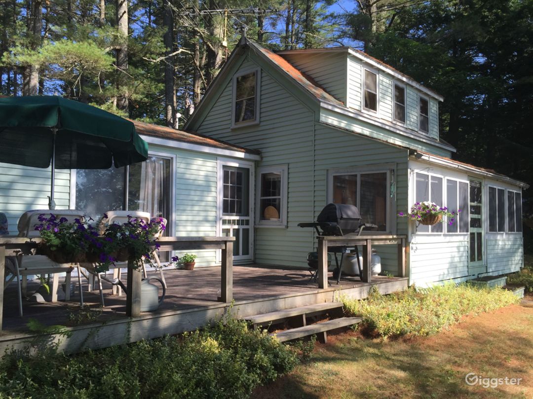 Secluded Great Pond Cottage Rent this location on Giggster
