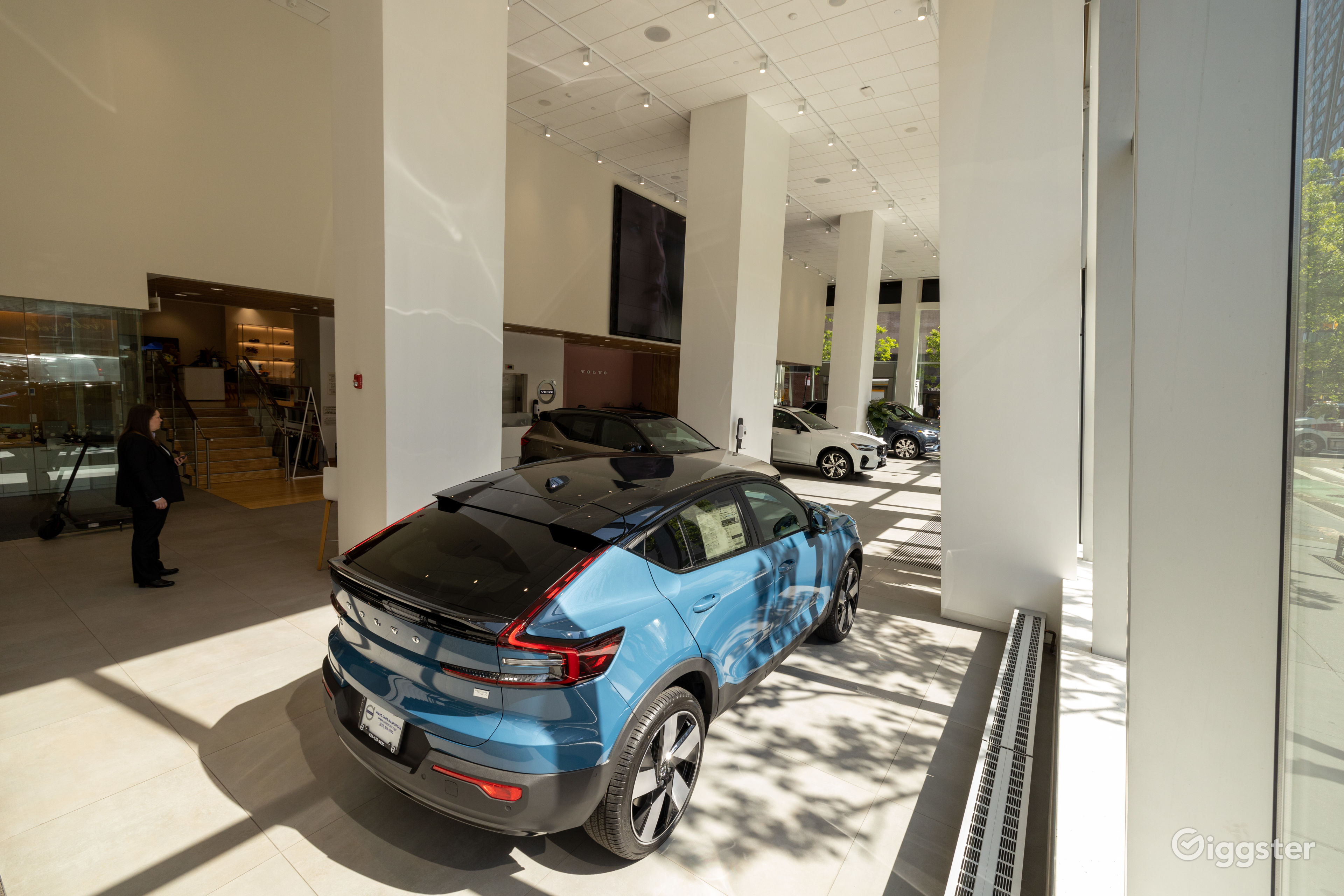 Volvo Cars Manhattan Rent this location on Giggster