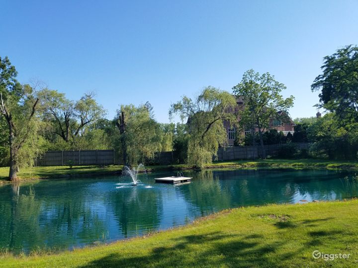 Midcentury ranch on the pond,Barrington Il Rent this location on