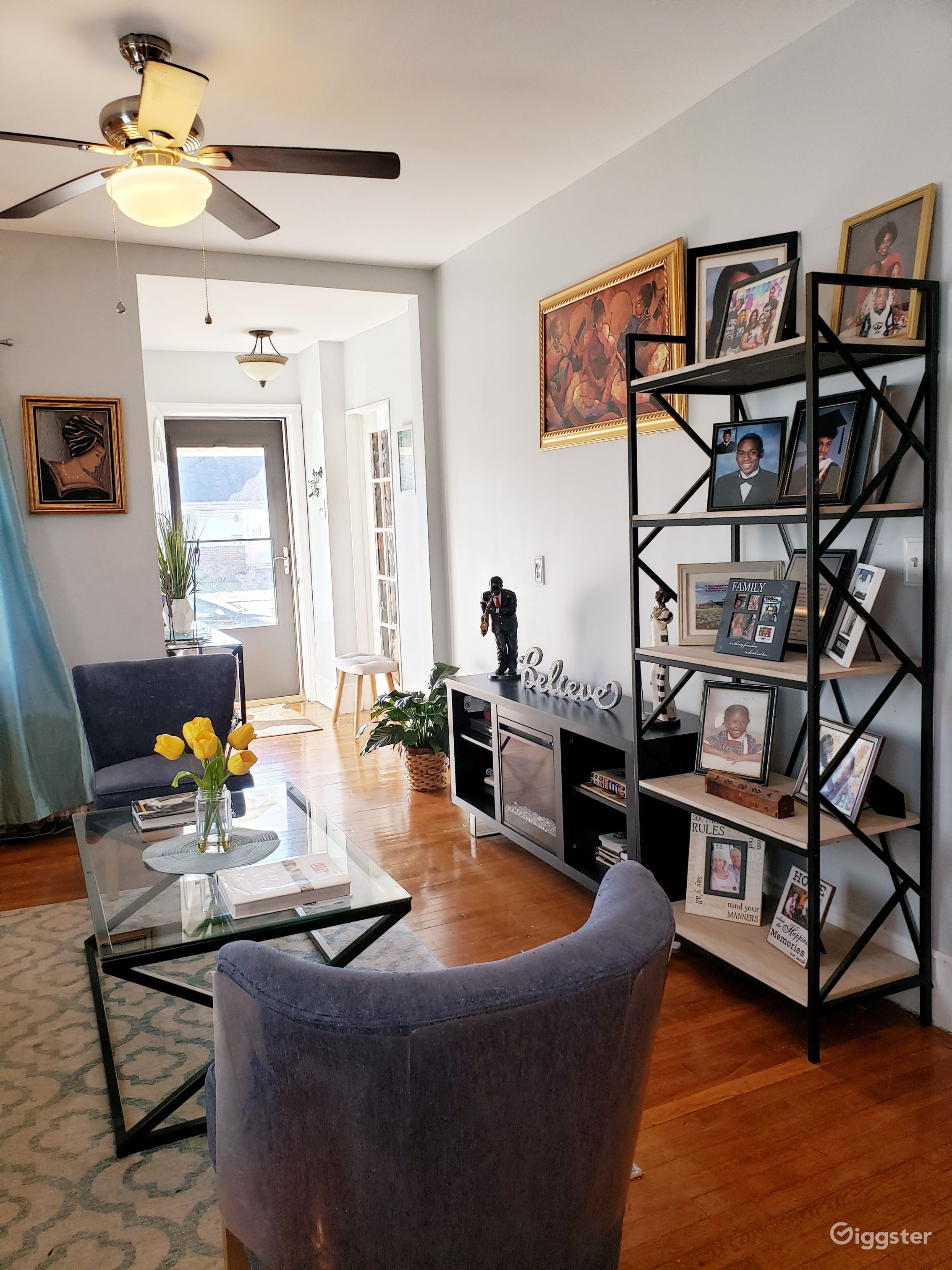 Contemporary Bright Sweet Home Rent this location on Giggster