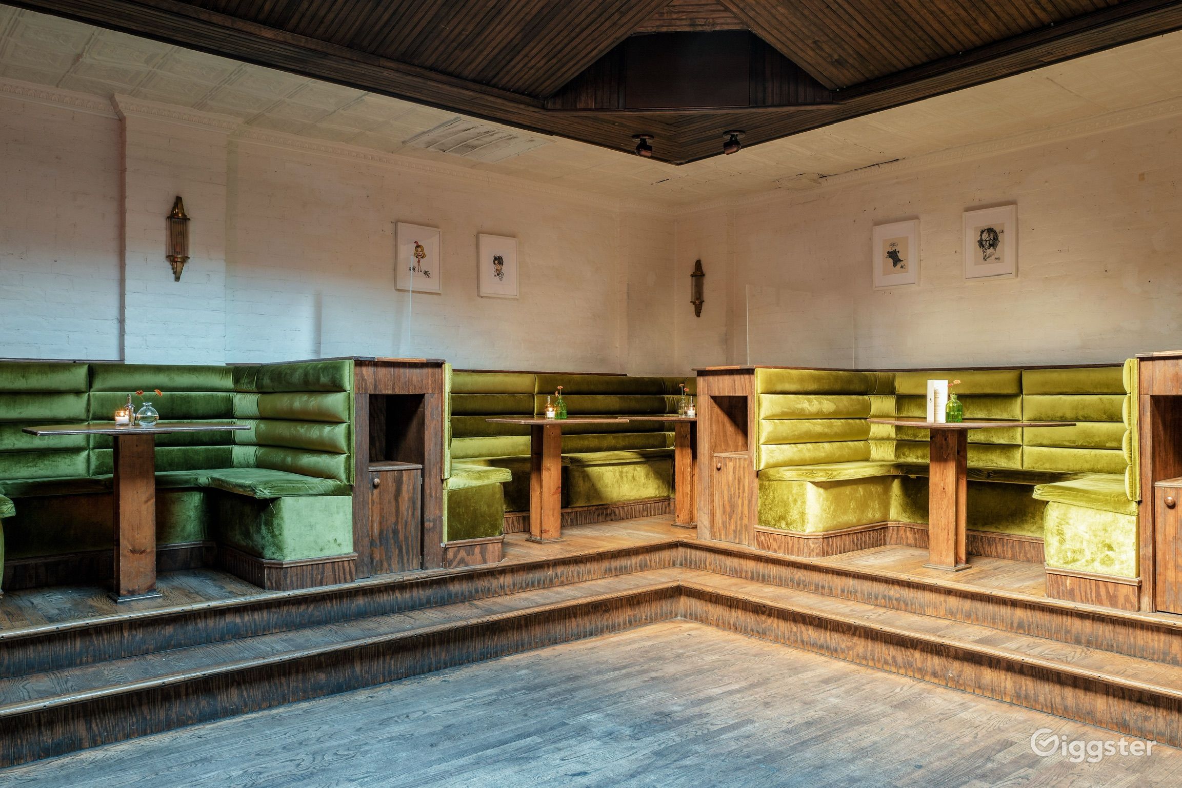 Gorgeous mid-century bar, restaurant, lounge | Rent this location on  Giggster