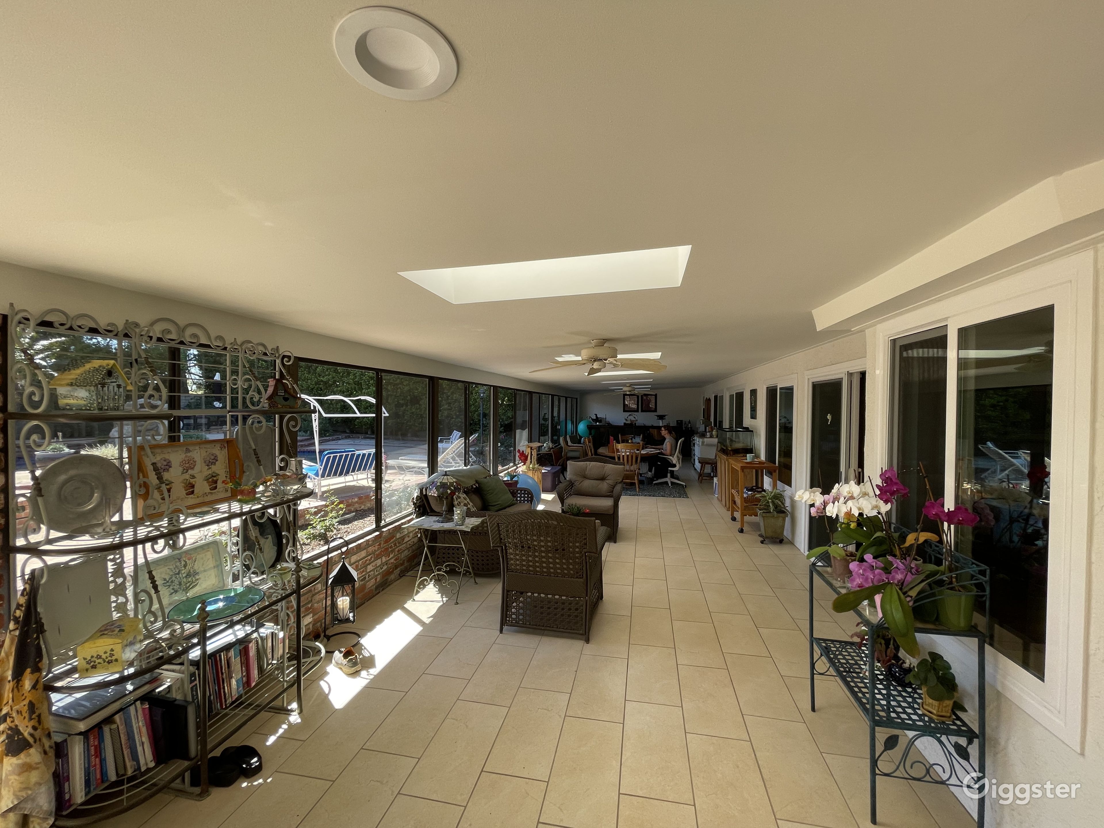 Chatsworth family home, with parklike yard Rent this location on