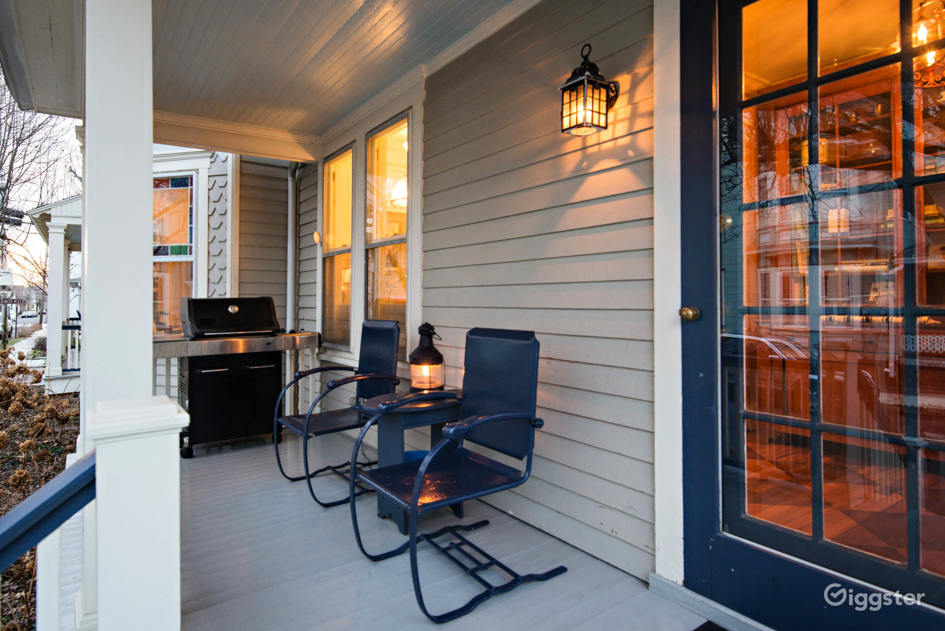 1882 Historic Beach House Queen Anne Style Rent this location on