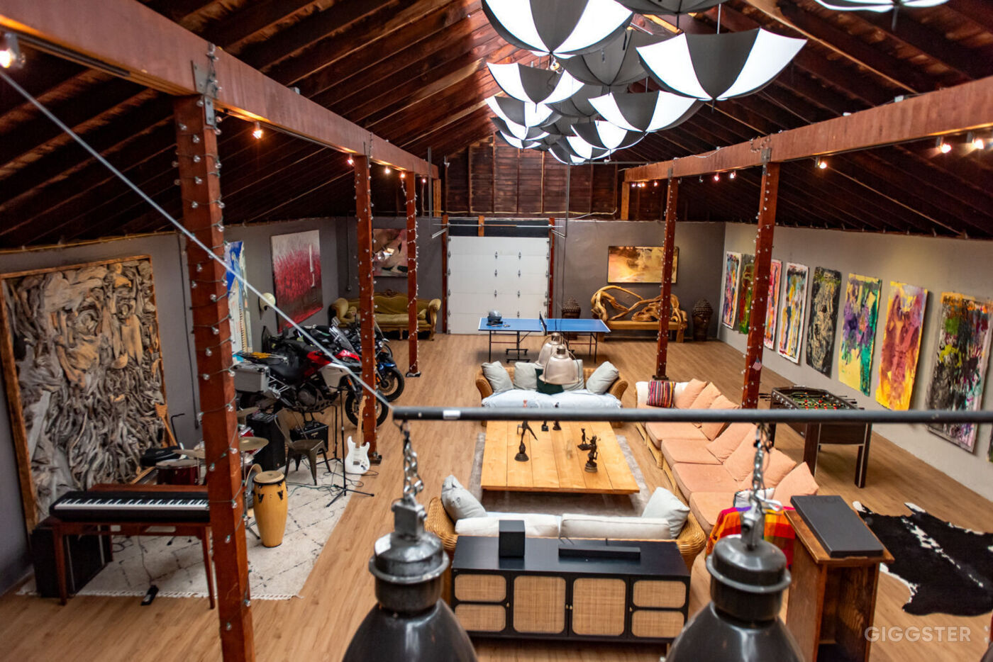 Hamptons Art Gallery Rent this location on Giggster