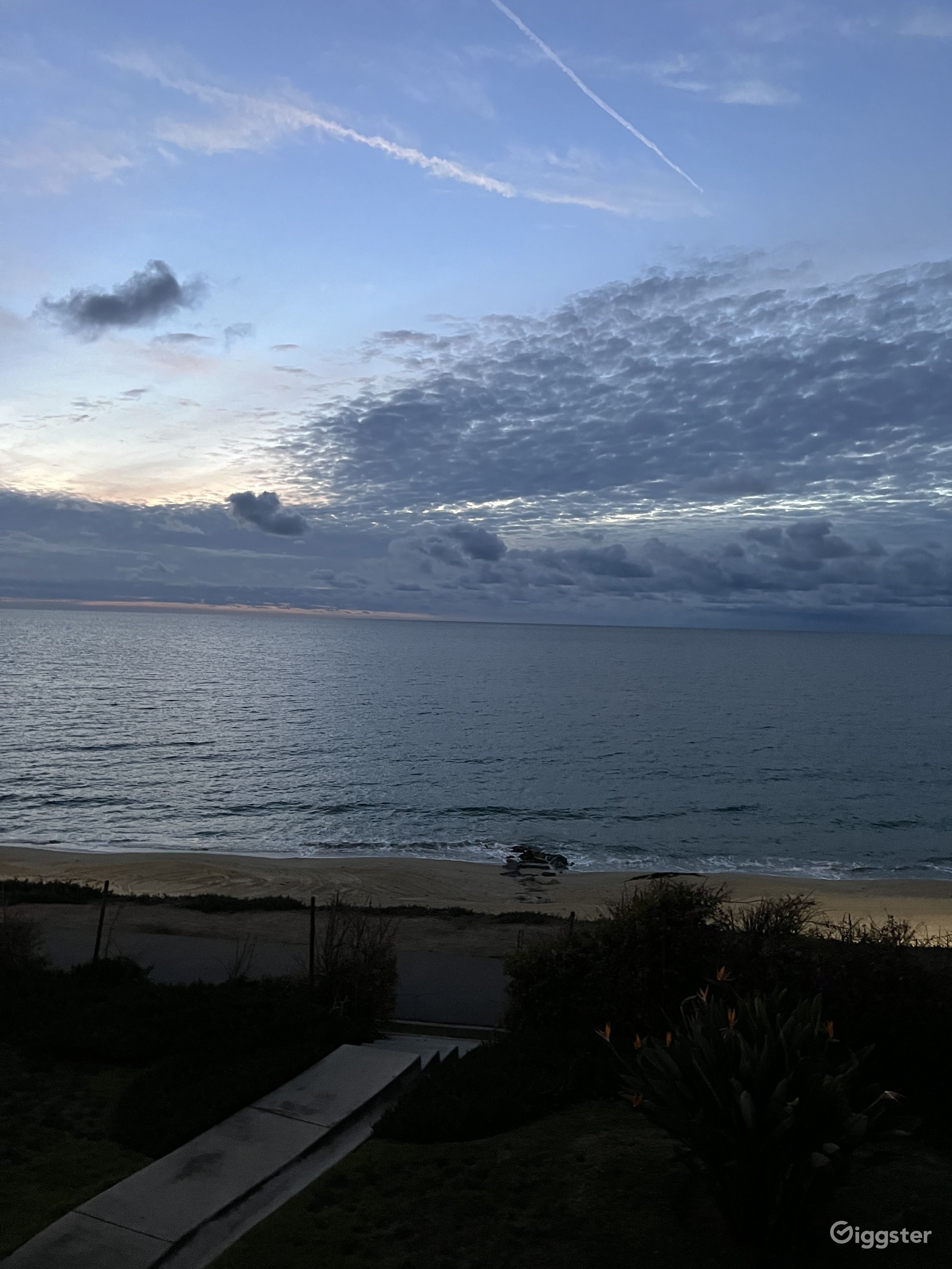 Cozy Apartment/Condo Unit in Redondo Beach Rent this location on Giggster