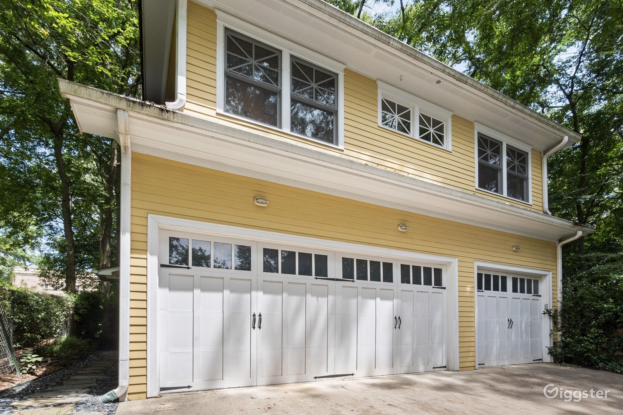 Le Tyger Curated Furnished Renatl Carriage House Rent this location