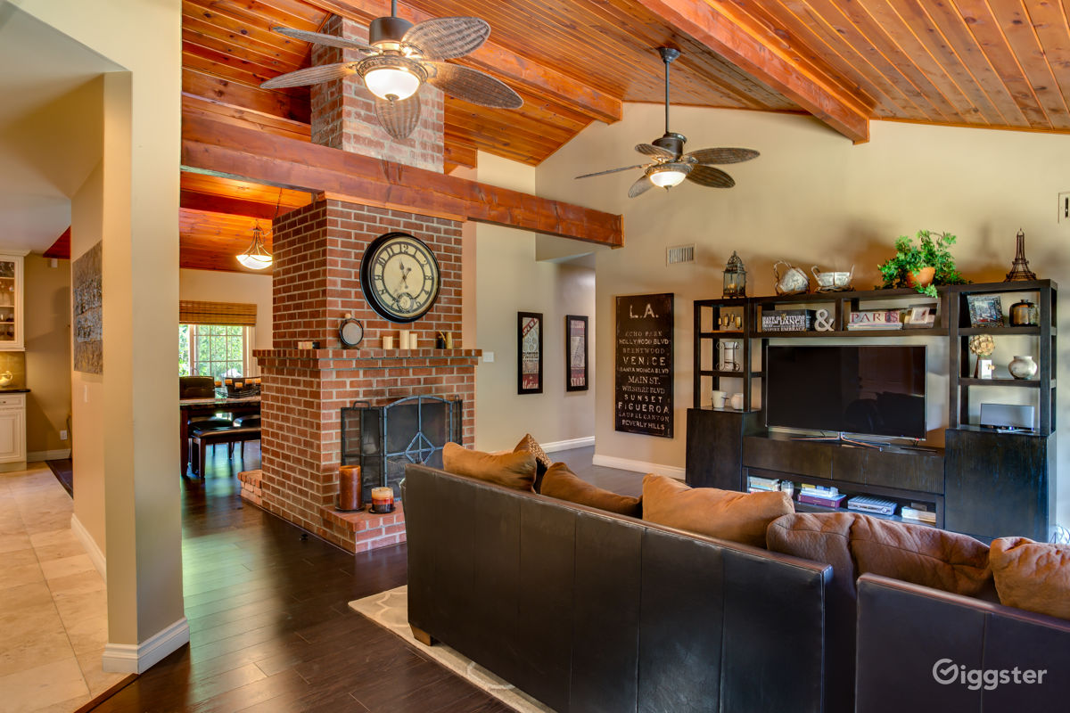 Beautiful Burbank Three Bedroom Rent this location on Giggster