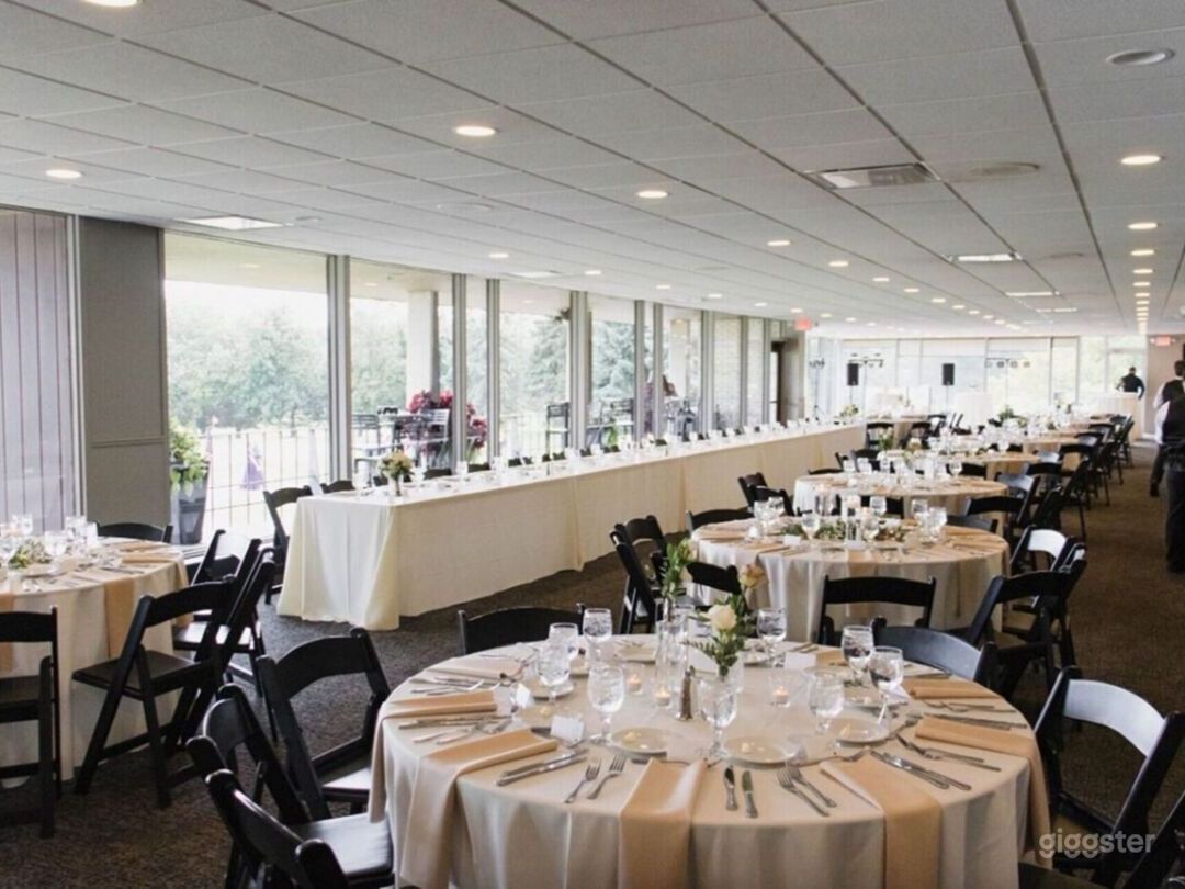 Stunning Venue With Panoramic View Photo 3