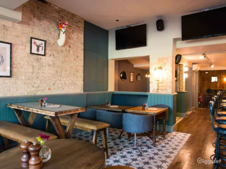 Traditional Cosy Pub Rent this location on Giggster