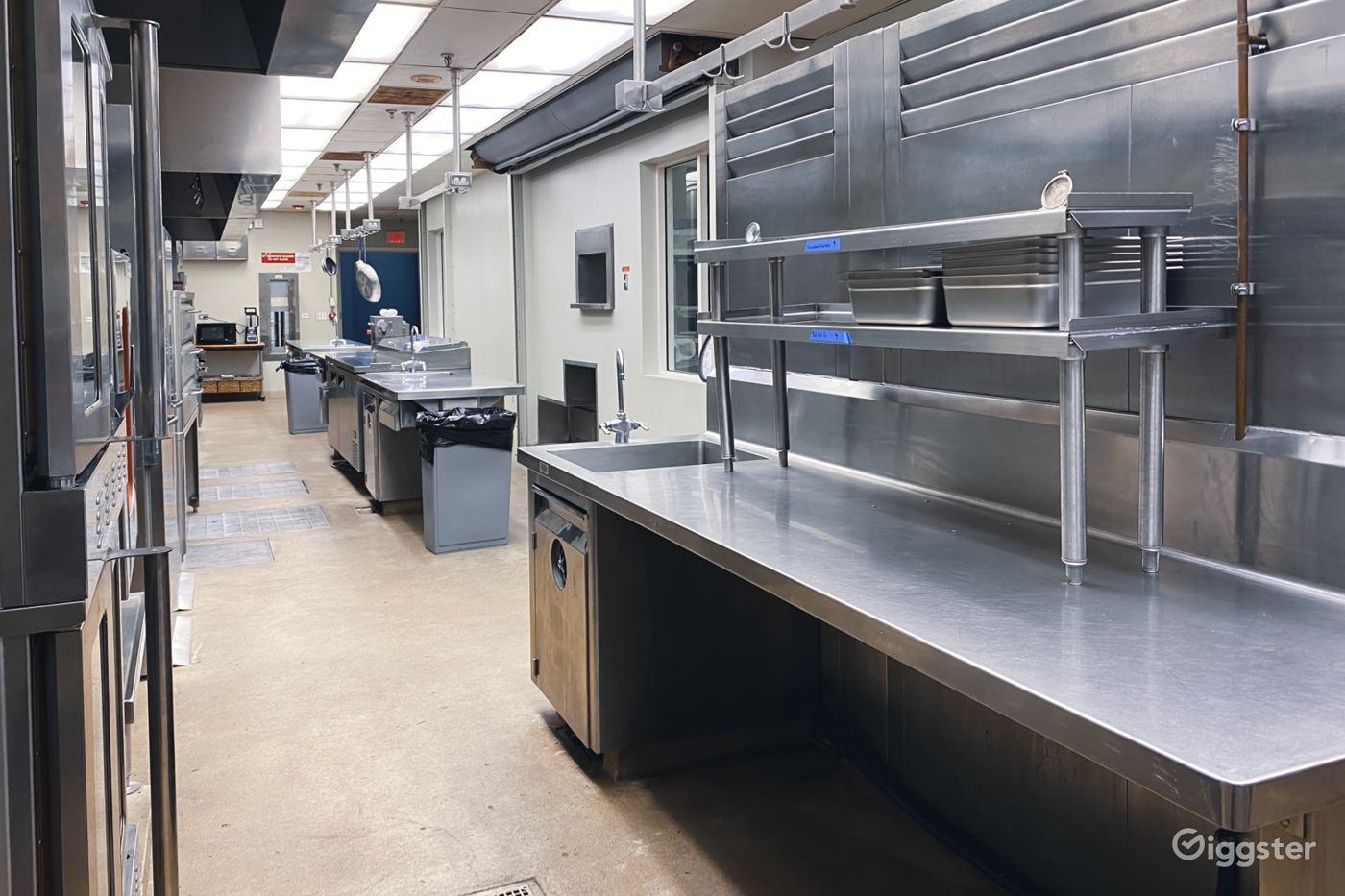 Grade A Commercial Kitchen in Production Facility Rent this location