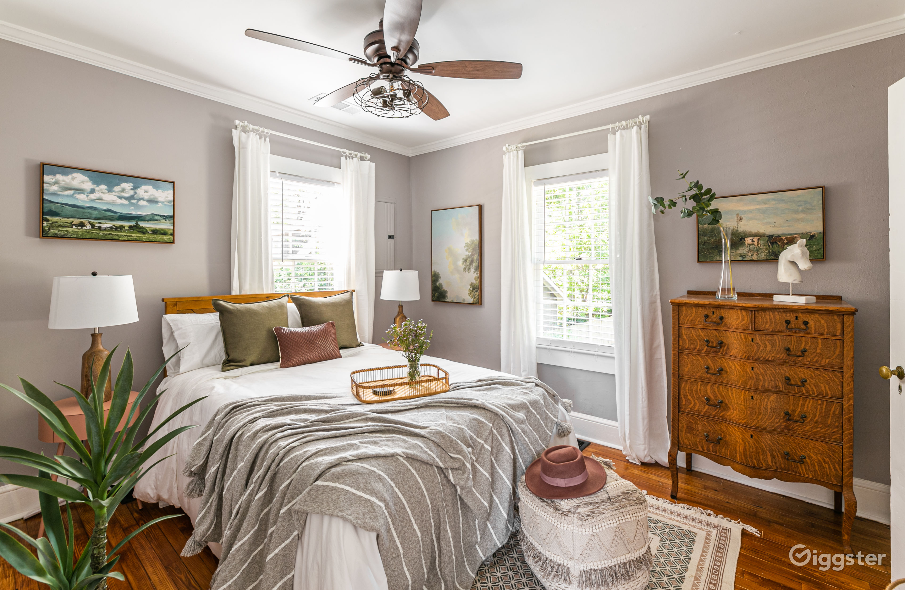 Harvest Moon Classic, Secluded Carriage House Rent this location on