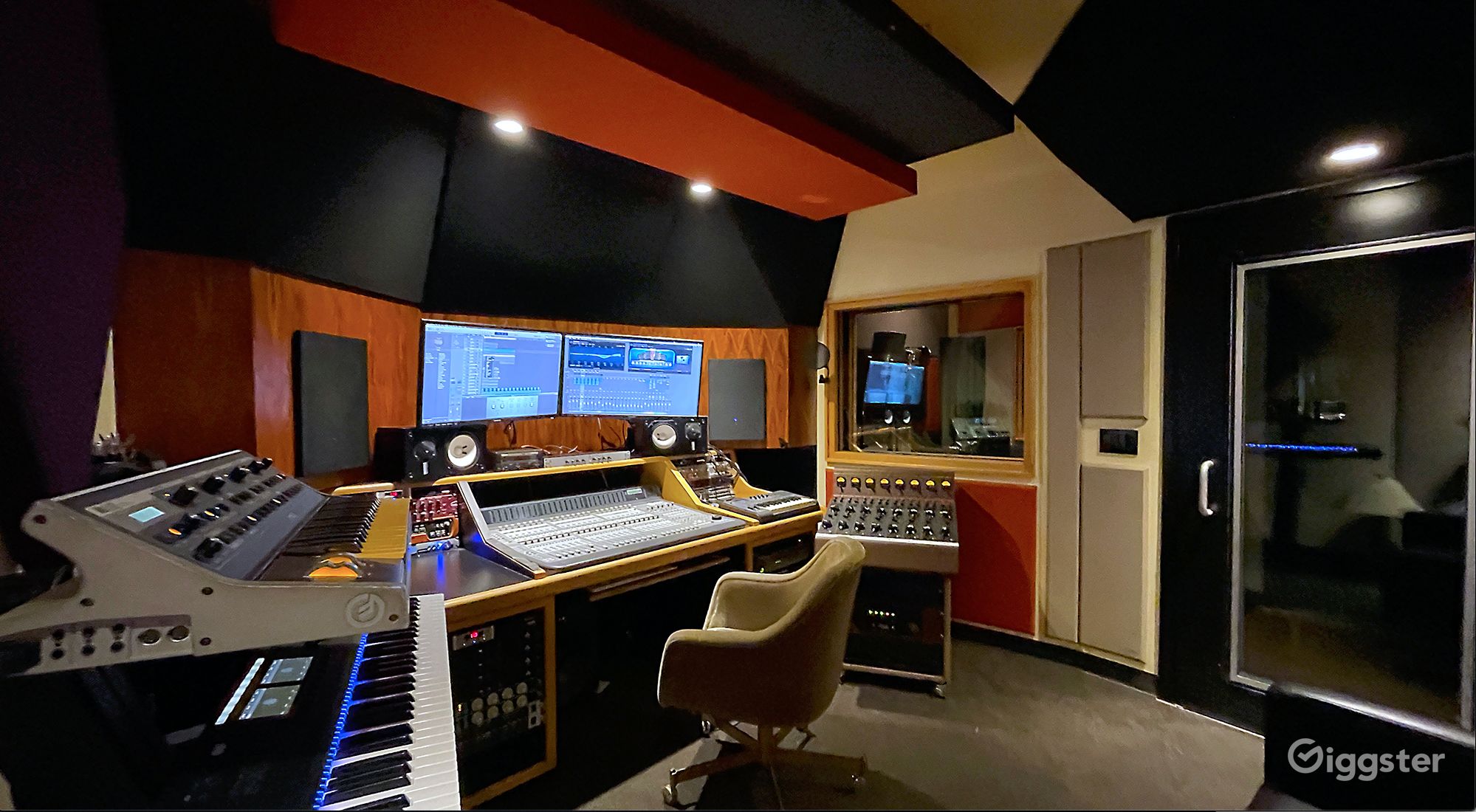 Sound Stage Rental Rent this location on Giggster