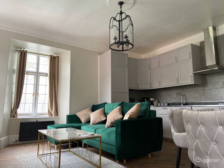 Quartz Rent this location on Giggster