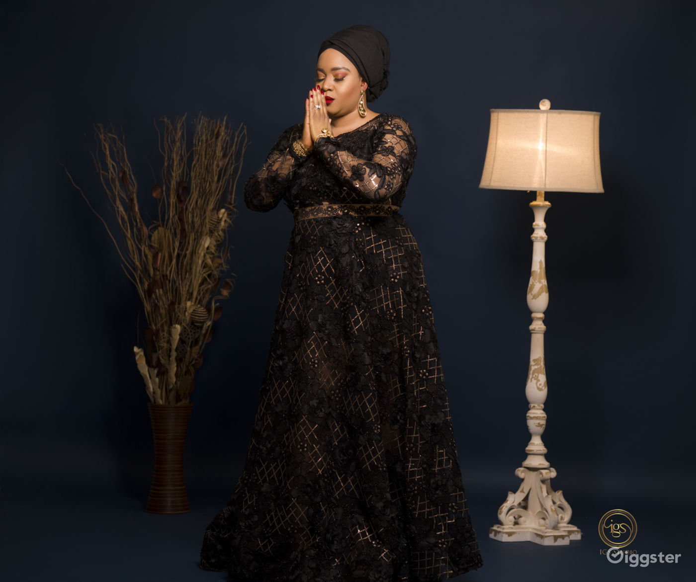 The Bowie Photo Studio Rent this location on Giggster