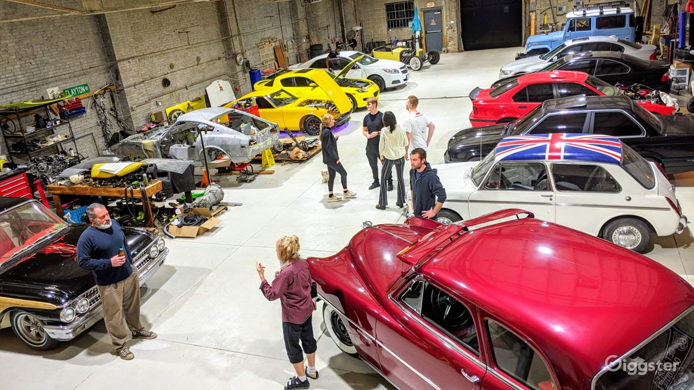 HUGE Automotive Customs Shop and Café Rent this location on Giggster