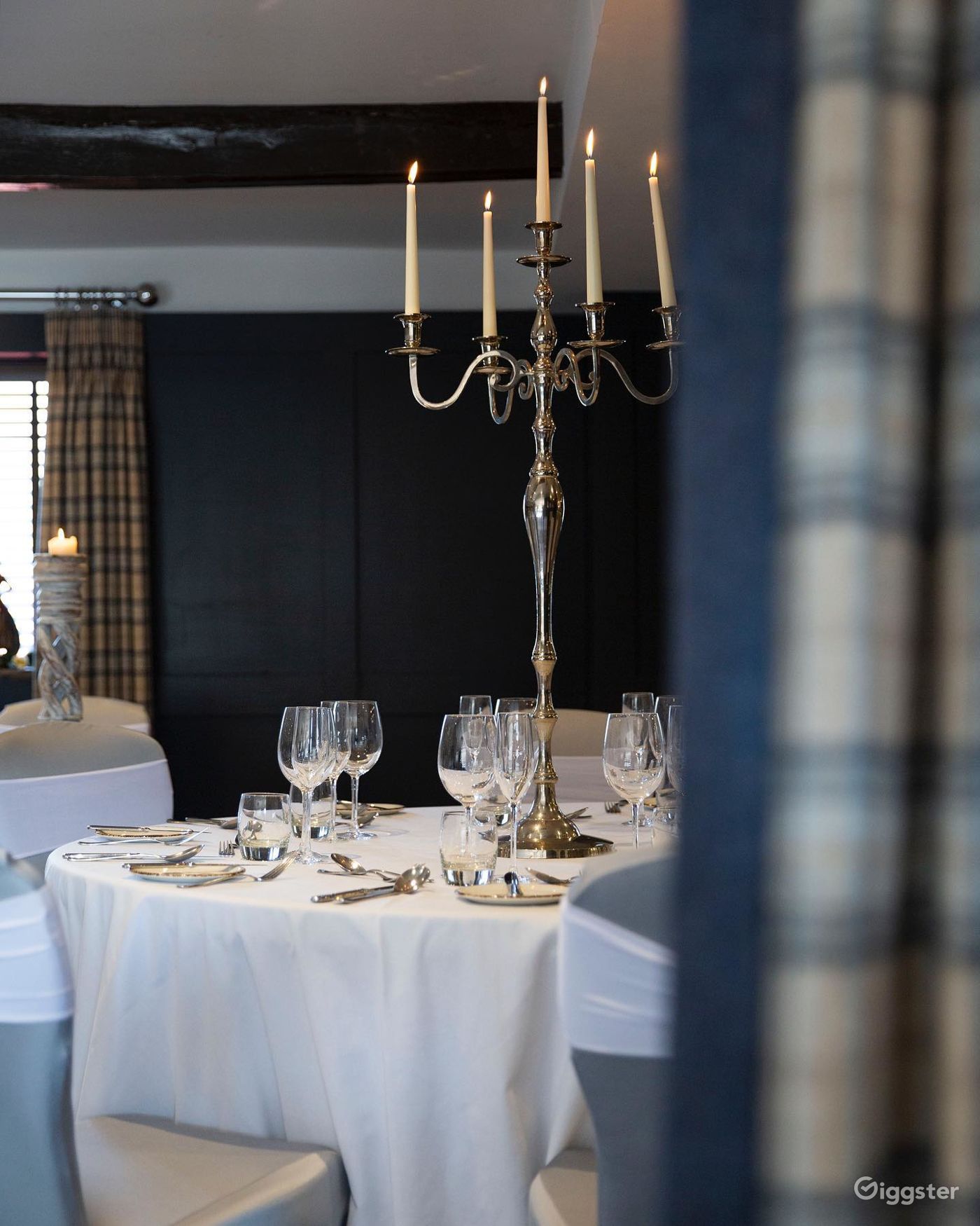 Glenmore Suite Rent this location on Giggster