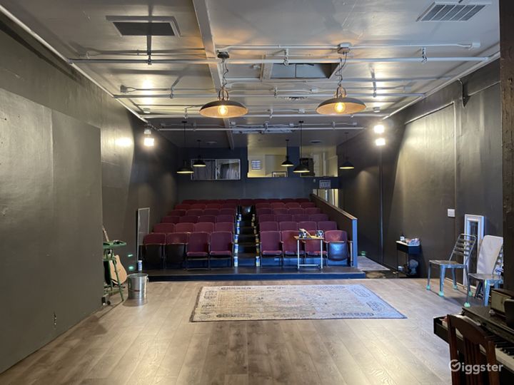 42 seats with space to add an additional 8 chairs