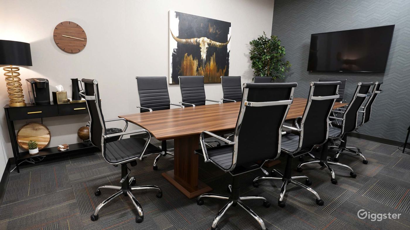 Stylish 10Person Conference Room in Frisco, TX Rent this location on