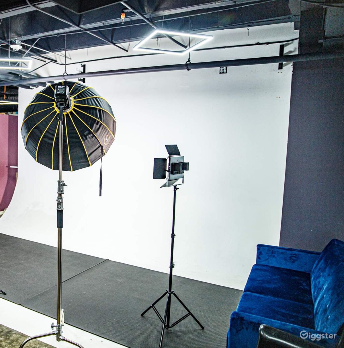 Downtown Denton Photography Studio Rent this location on Giggster